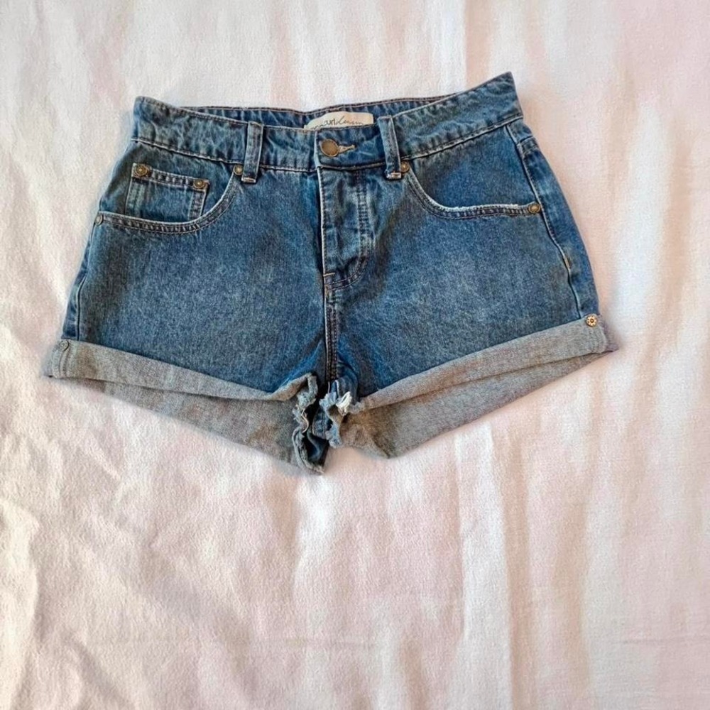 Rip curl blue denim booty shorts Size 26.